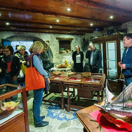 Tragos Lemon Tree Lägenhet *