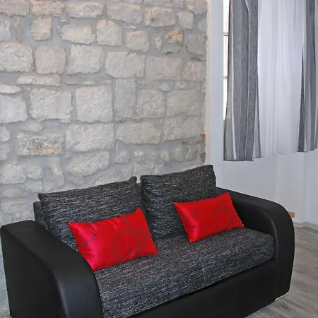 Apartman Tragos Lemon Tree Trogir