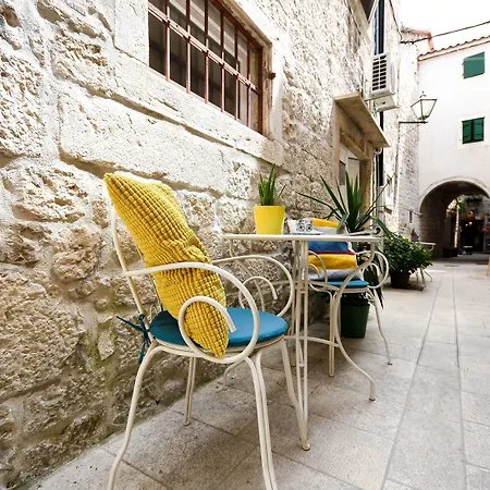 Apartman Tragos Lemon Tree *